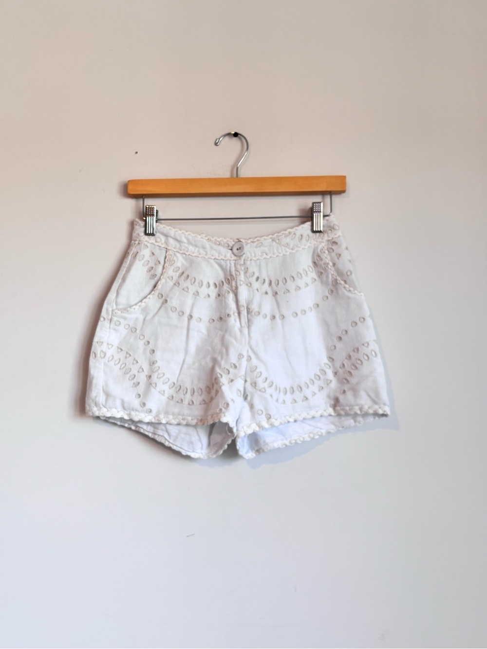 charo ibiza white cotton linen eyelet embroidered high waist shorts size small